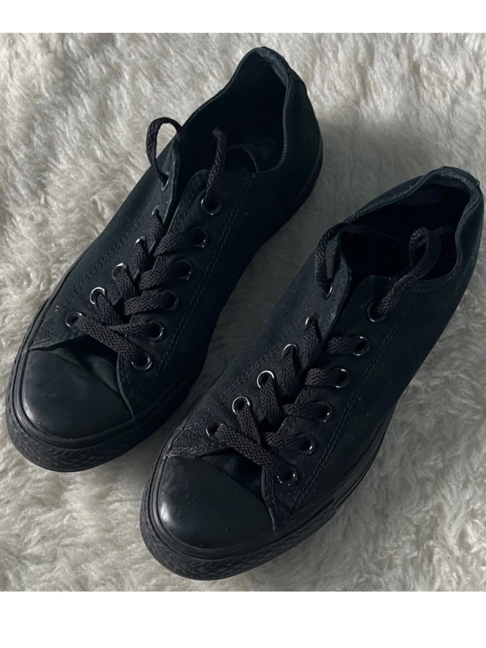 Converse CTAS Classic Black low top Sneakers men/kid sz 6, woman’s sz 8